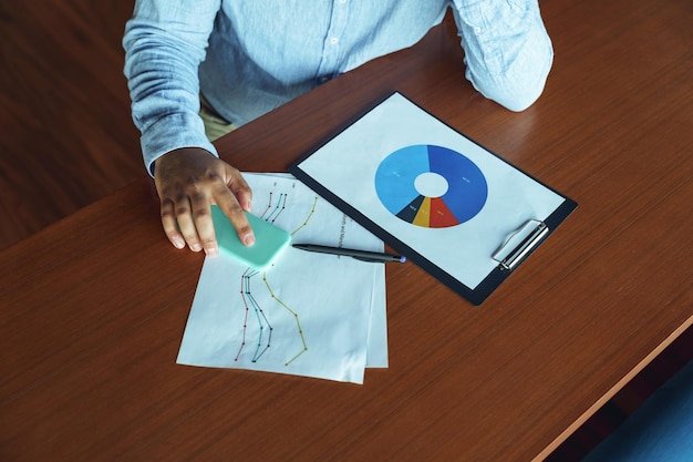 How to Evaluate Your Portfolio Performance