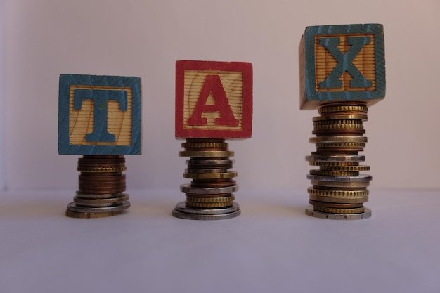 Roth IRA vs. Traditional IRA: Choosing Based on Taxes and Eligibility