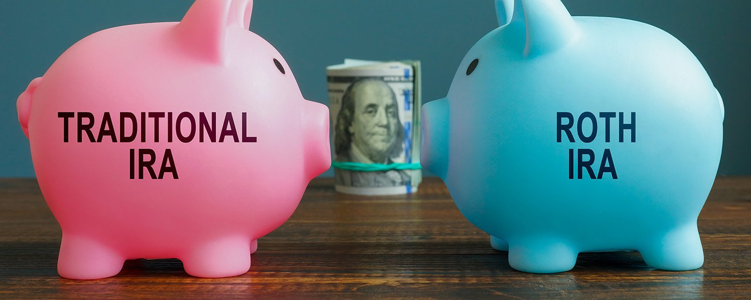 Pink Traditional IRA piggy bank facing a blue Roth IRA piggy bank with cash between them, showing how to safely convert